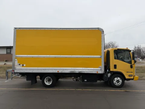 White 2022 Isuzu NPR HD 16ft Box Truck with Lift Gate for sale in Crystal Lake, IL