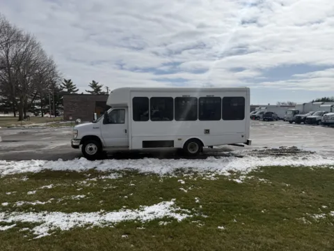 Photos of 2016 Ford E-350 Shuttle Bus for sale in Crystal Lake, IL at Signature Truck Center