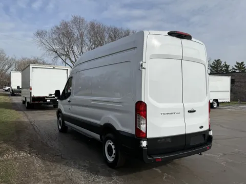 More photos of 2021 Ford Transit T-250 High Roof at Signature Truck Center, IL