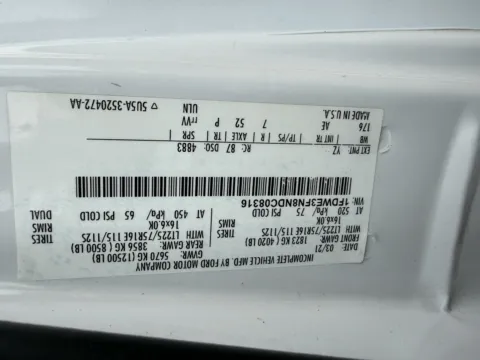 More photos of 2022 Ford E-350 16ft Box Truck at Signature Truck Center, IL