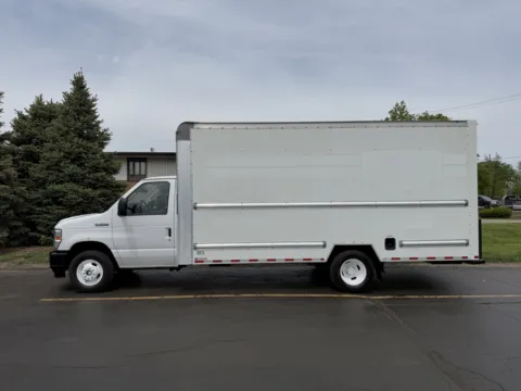 Photos of 2022 Ford E-350 16ft Box Truck for sale in Crystal Lake, IL at Signature Truck Center