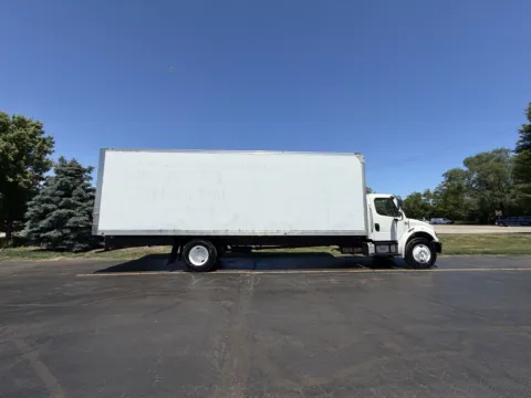 White 2019 Freightliner M2 26ft Box Truck for sale in Crystal Lake, IL