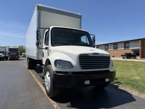 Another view of 2019 Freightliner M2 26ft Box Truck for sale in Crystal Lake, IL at Signature Truck Center