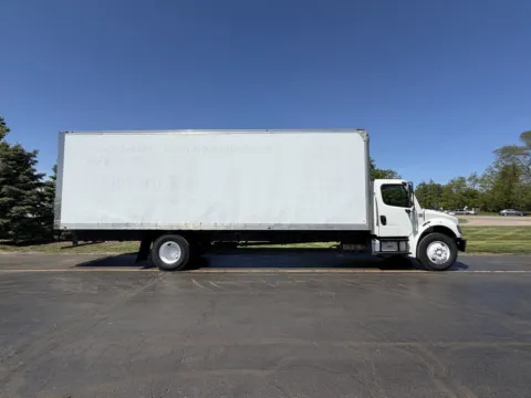 White 2019 Freightliner M2 26ft Box Truck for sale in Crystal Lake, IL