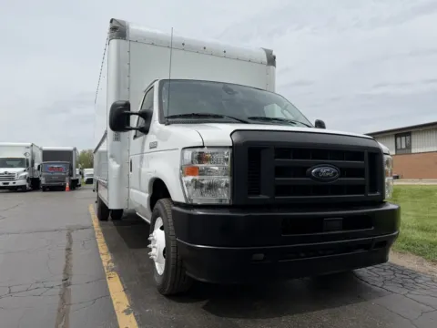 Another view of 2022 Ford E-350 16ft Box Truck for sale in Crystal Lake, IL at Signature Truck Center