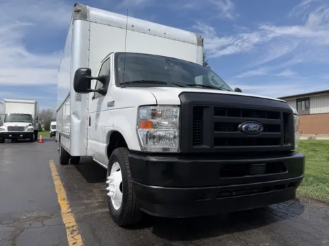 Another view of 2022 Ford E-350 16ft Box Truck for sale in Crystal Lake, IL at Signature Truck Center