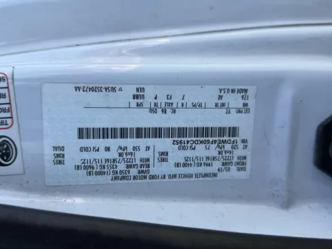 More photos of 2019 Ford E-450 16ft Attic Truck with Lift Gate at Signature Truck Center, IL