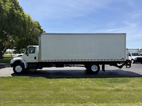 Photos of 2016 International DuraStar 4300 for sale in Crystal Lake, IL at Signature Truck Center