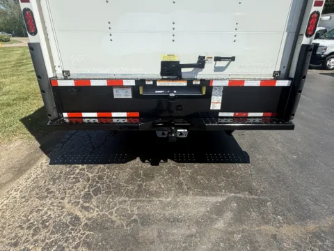 More photos of 2022 GMC Savana 3500 16 FT Box Truck with Shelving and Side Door at Signature Truck Center, IL