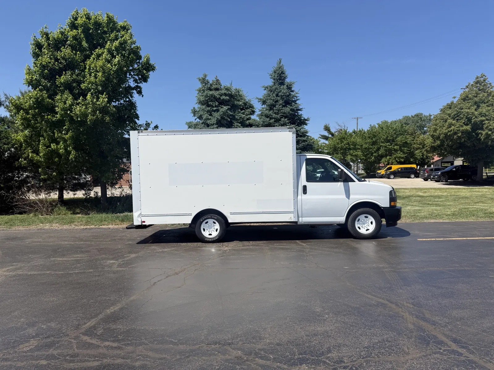White 2019 GMC Savana 3500 12 FT Box Truck for sale in Crystal Lake, IL