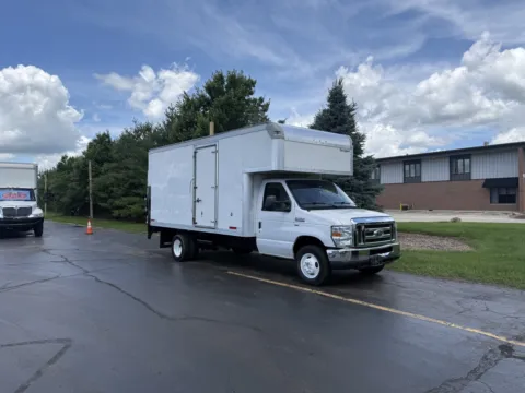 Photos of 2019 Ford E-450 16 FT Attic truck with Liftgate and Side Door for sale in Crystal Lake, IL at Signature Truck Center