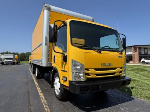 Another view of 2021 Isuzu NPR HD 16 FT Box Truck with Liftgate for sale in Crystal Lake, IL at Signature Truck Center