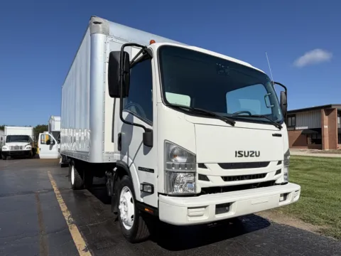 Another view of 2020 Isuzu NPR HD 16 FT Box Truck with Liftgate for sale in Crystal Lake, IL at Signature Truck Center