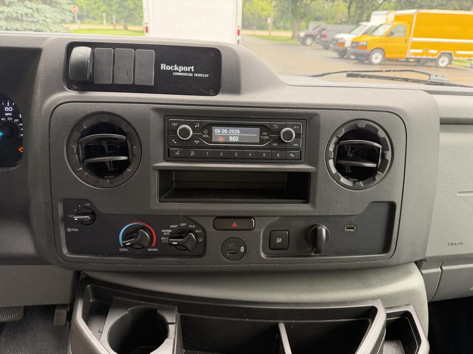 Photo 44