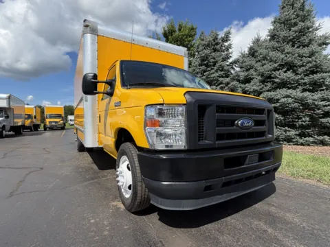 Another view of 2022 Ford E-350 16ft Box Truck for sale in Crystal Lake, IL at Signature Truck Center