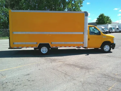 Another view of 2022 Ford E-350 16ft Box Truck for sale in Crystal Lake, IL at Signature Truck Center