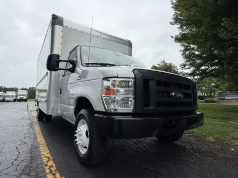 Another view of 2022 Ford E-350 16ft Box Truck for sale in Crystal Lake, IL at Signature Truck Center