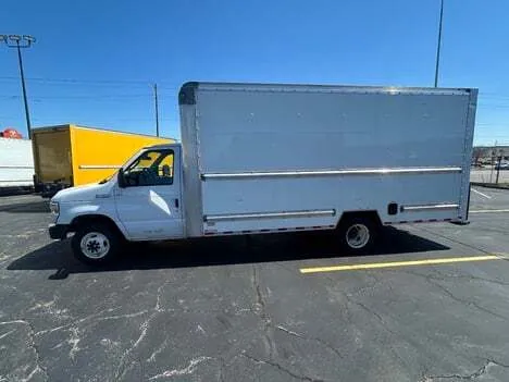2022 Ford E-350 16ft Box Truck