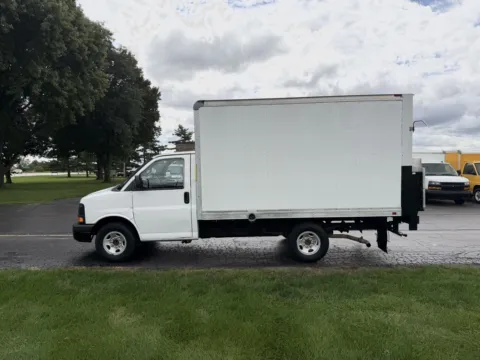 Photos of 2016 Chevrolet 3500 12ft Box Truck for sale in Crystal Lake, IL at Signature Truck Center