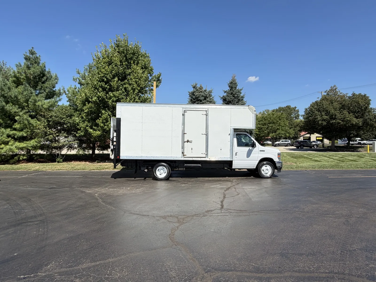 White 2021 Ford E450 16ft Box Truck for sale in Crystal Lake, IL