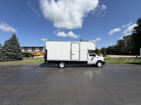 White 2023 Ford E450 16ft Box Truck for sale in Crystal Lake, IL