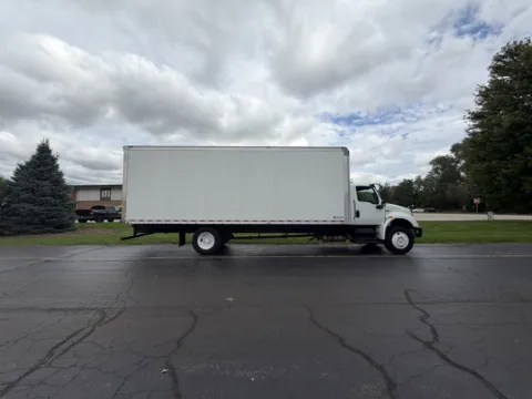White 2020 International MV607 26ft Box Truck for sale in Crystal Lake, IL