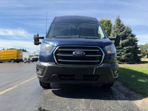 More photos of 2020 Ford Transit 250 at Signature Truck Center, IL