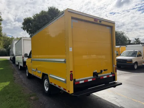 Another view of 2021 GMC 12ft Box Truck for sale in Crystal Lake, IL at Signature Truck Center