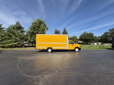 2022 Ford E-Series E-350 SD for sale in Crystal Lake, IL