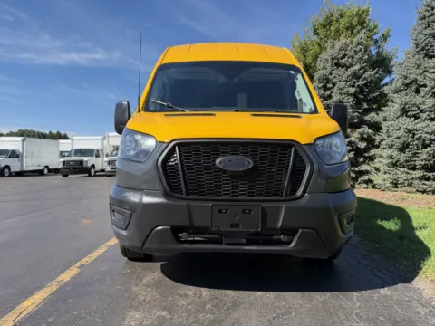 More photos of 2023 Ford AWD Extended High Roof Transit 250 at Signature Truck Center, IL