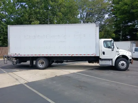Another view of 2019 Freightliner M2 106 24ft CDL Box Truck for sale in Crystal Lake, IL at Signature Truck Center
