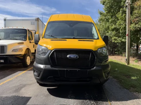 More photos of 2023 Ford AWD High Roof Transit Folding Shelves 250 at Signature Truck Center, IL