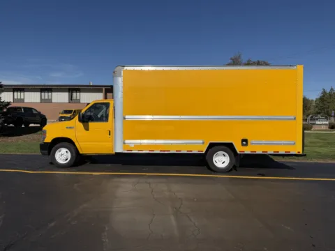 Photos of 2022 Ford E-350 16ft Box Truck for sale in Crystal Lake, IL at Signature Truck Center