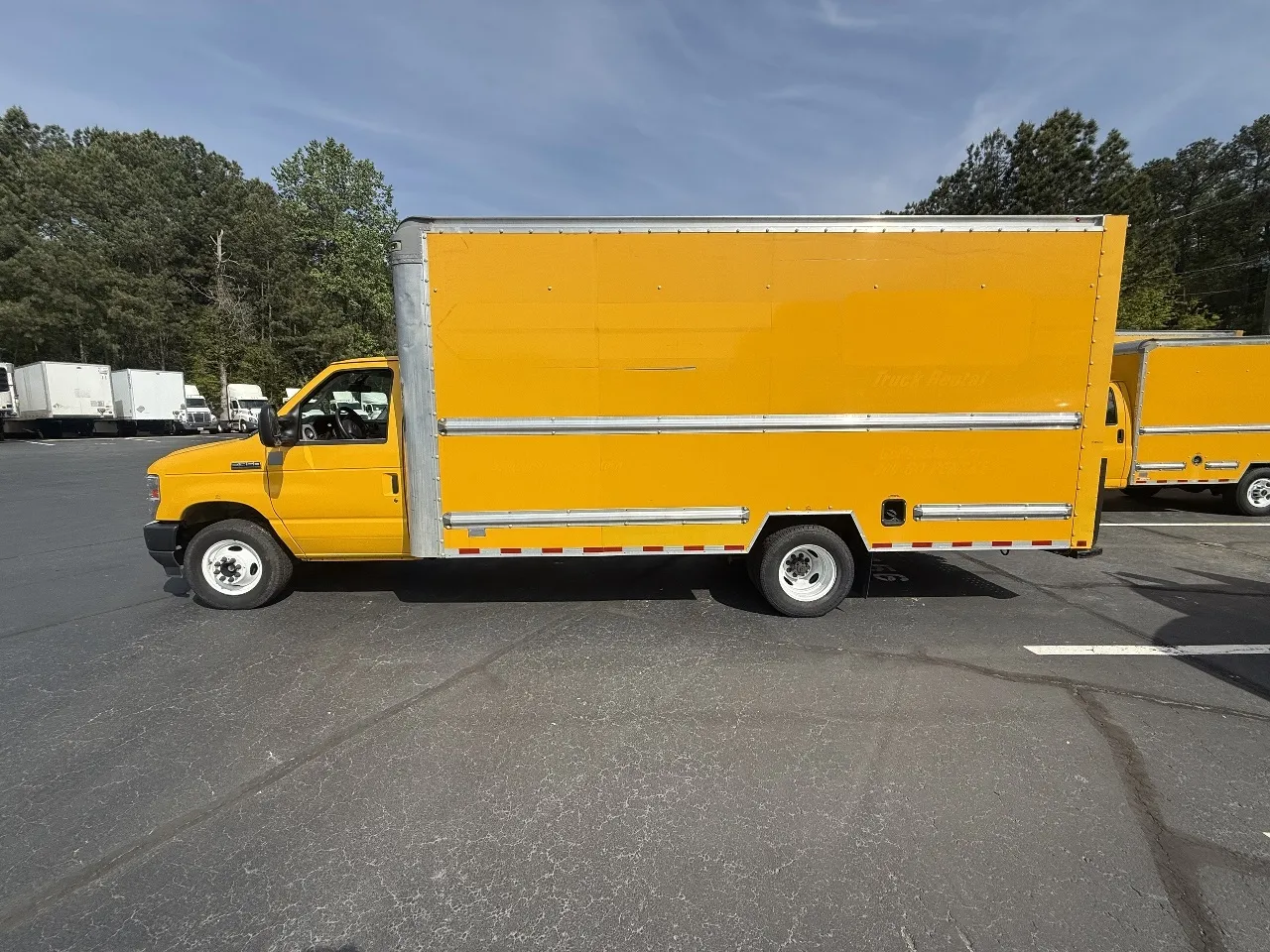 2022 Ford E-350 16ft Box Truck