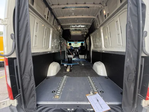 More photos of 2024 Mercedes-Benz Sprinter 2500 at Signature Truck Center, IL