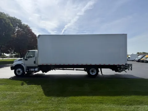 Photos of 2020 International MV607 26ft Box Truck with Lift Gate for sale in Crystal Lake, IL at Signature Truck Center