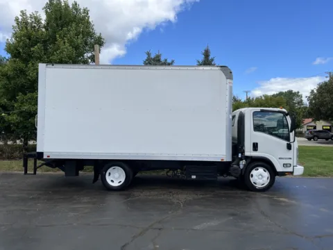 White 2021 Isuzu NPR XD 16ft Cabover with Lift Gate for sale in Crystal Lake, IL