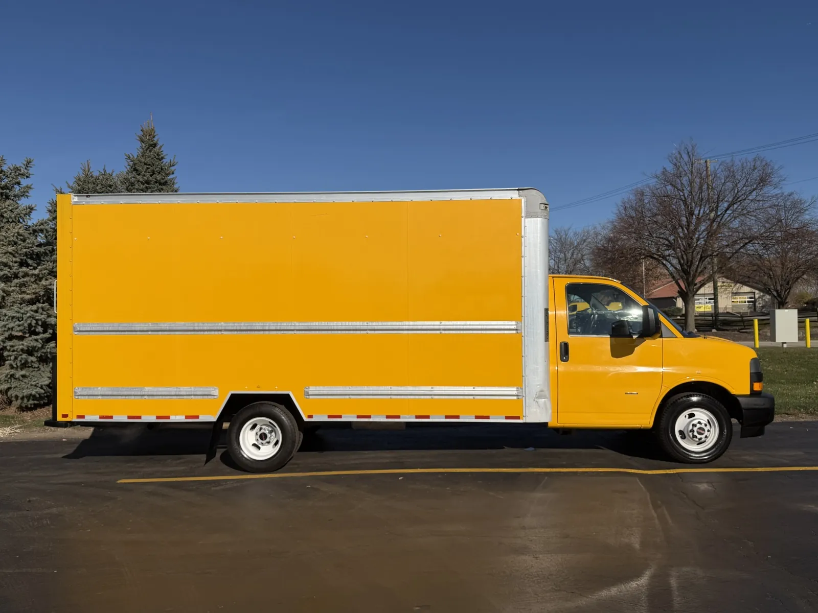 Yellow 2019 GMC 3500 16ft Box Truck for sale in Crystal Lake, IL