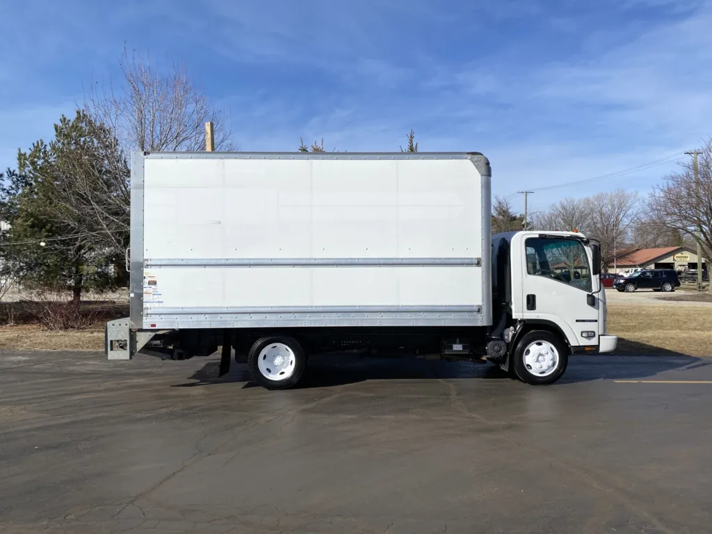 2019 Isuzu NPR 16ft Box with Lift Gate for sale in Crystal Lake, IL