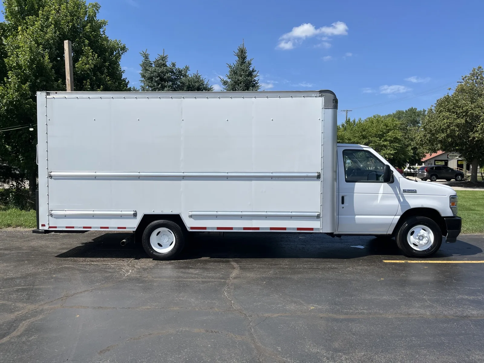 2021 Ford E-350 16ft Box Truck