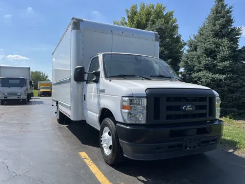 Another view of 2021 Ford E-350 16ft Box Truck for sale in Crystal Lake, IL at Signature Truck Center