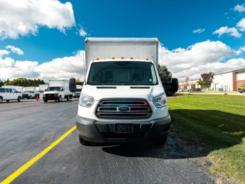 More photos of 2016 Ford T-350HD Transit at Signature Truck Center, IL