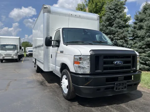 Another view of 2022 Ford E-350 16ft Box Truck for sale in Crystal Lake, IL at Signature Truck Center