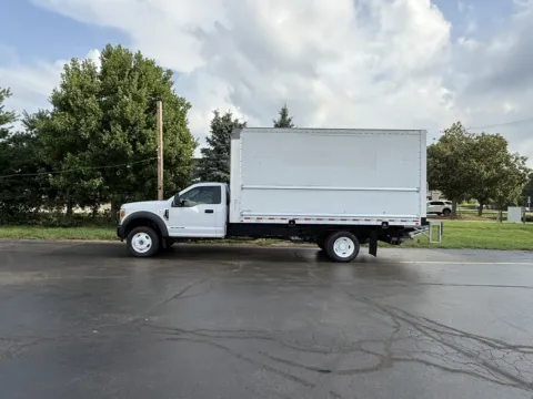 Photos of 2019 Ford F-450 16ft Box Truck with Lift Gate for sale in Crystal Lake, IL at Signature Truck Center