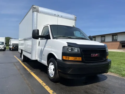 Another view of 2021 GMC 16ft Box Truck for sale in Crystal Lake, IL at Signature Truck Center