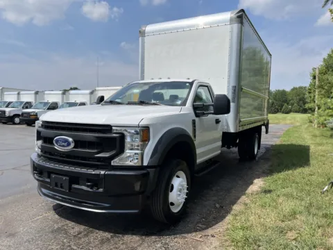 More photos of 2021 Ford F-450 16ft Box Truck with Lift Gate at Signature Truck Center, IL