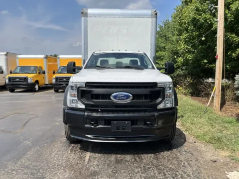 More photos of 2021 Ford F-450 16ft Box Truck with Lift Gate at Signature Truck Center, IL