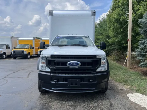 More photos of 2020 Ford F-450 16ft Box Truck with Lift Gate at Signature Truck Center, IL