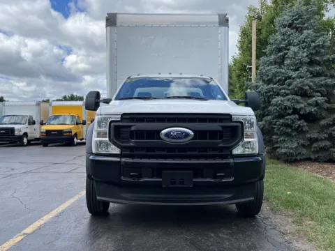 More photos of 2020 Ford F-450 16ft Box Truck with Lift Gate at Signature Truck Center, IL