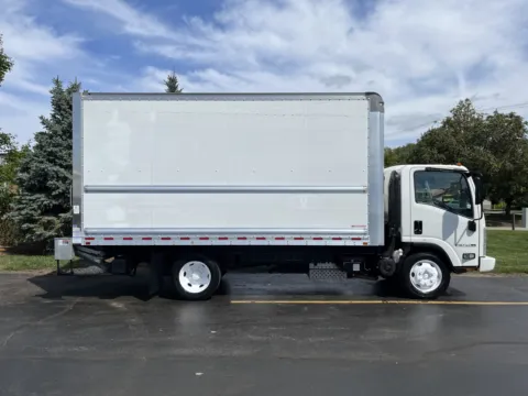 White 2020 Isuzu NPR 16ft Gas Liftgate for sale in Crystal Lake, IL